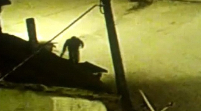 Kameraya ateş açtı