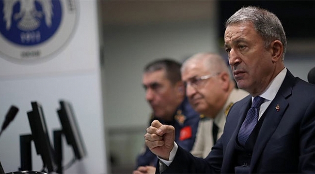 Bakan Akar'dan Fırat'ın doğusuna operasyon açıklaması