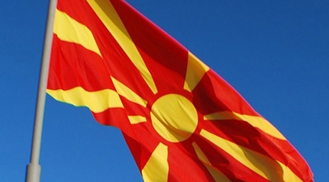 Makedonya Parlamentosu ülkenin adının değişikliğini içeren yasayı onayladı