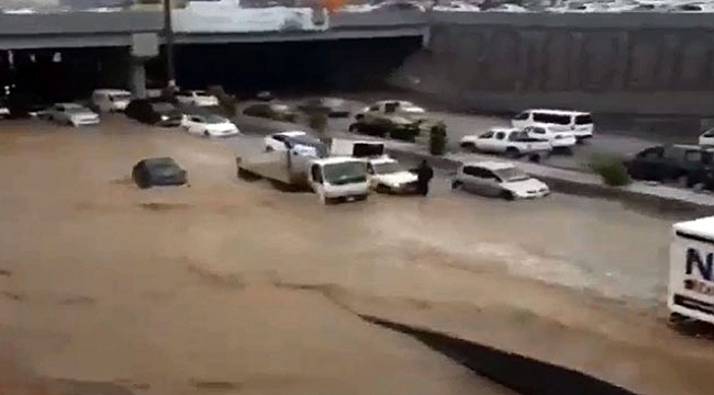 Medine sular altında kaldı