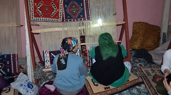 Unutulmaya yüz tutmuş Jirki kilimlerine genç kızlar sahip çıktı