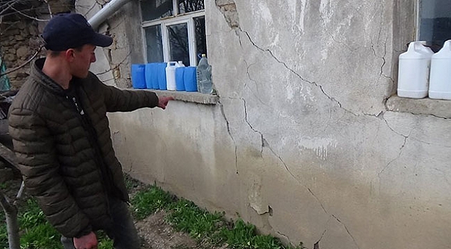 6 evde yıkılma tehlikesi