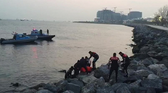 Afgan uyruklu genç denizde boğularak öldü