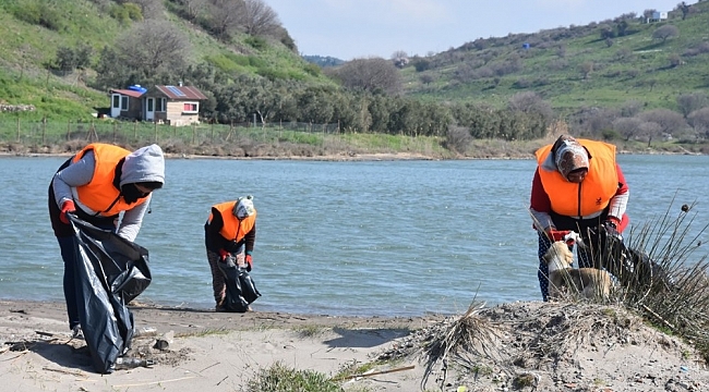Aliağa&#039;da temizlik mesaisi