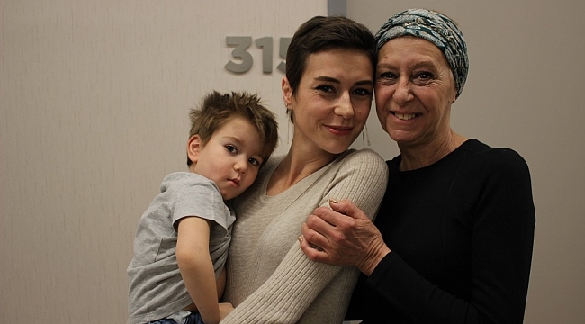 Anne-kız kanseri birlikte yendi