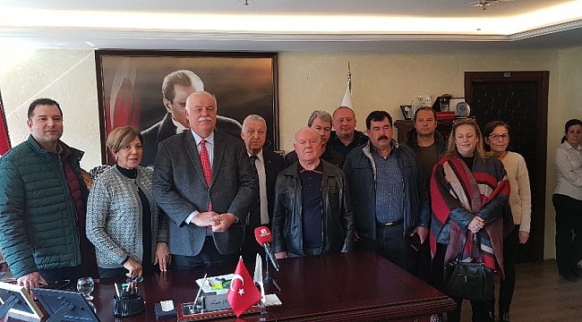 CHP'li Tire Belediye Başkanı Çiçek, DSP'den aday oldu