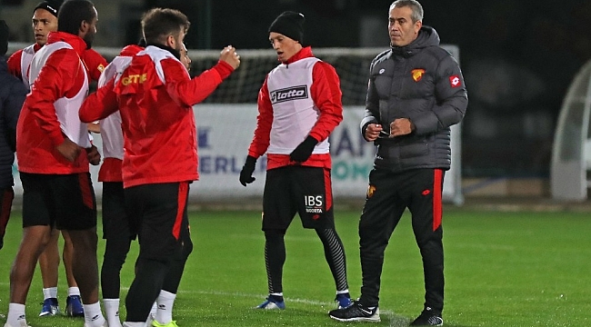 Göztepe'de Özdeş dönemi bitti