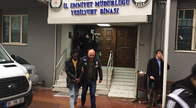 İzmir merkezli göçmen kaçakçılığı operasyonuna 8 tutuklama