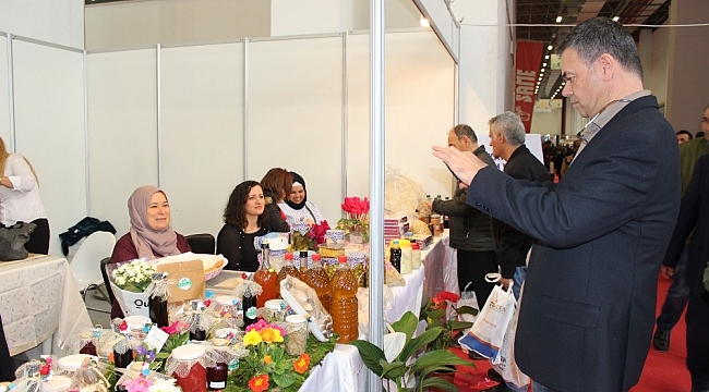 'İzmirli Kadın Çiftçiler' Agroexpo'da