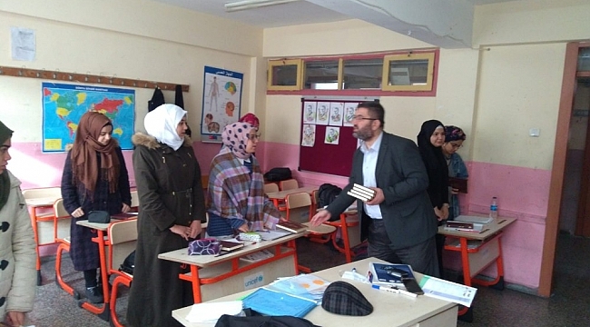 Misafir öğrencilere anlamlı hediye