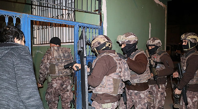 Şafak vakti terör operasyonu: 24 gözaltı