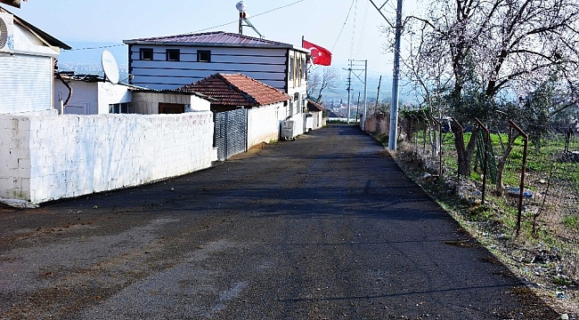 Torbalı'daki Özbey'in yol sorununa neşter