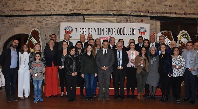 TSYD Ege yılın spor ödülleri verildi