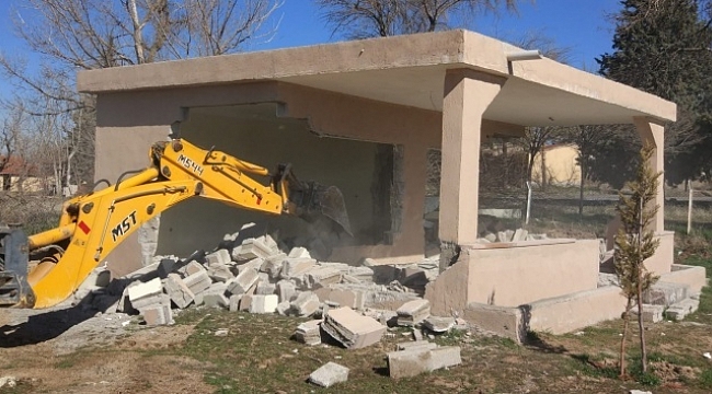6 kaçak yapı daha yıkıldı