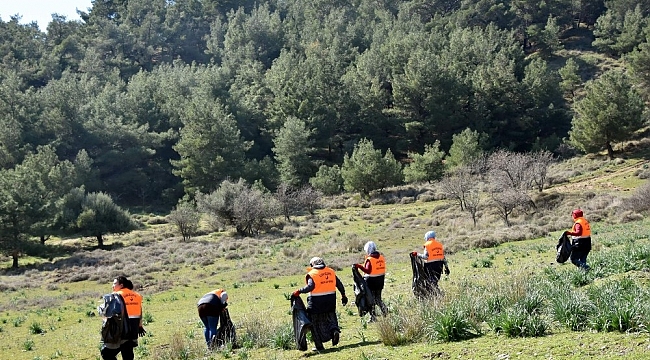 Aliağa&#039;da ormanlar temizleniyor