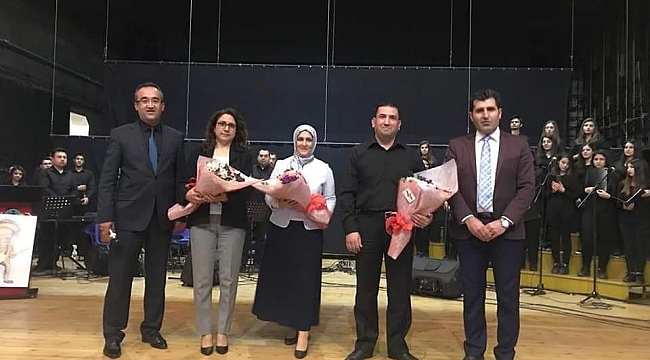 Aşık Veysel, türküleriyle anıldı