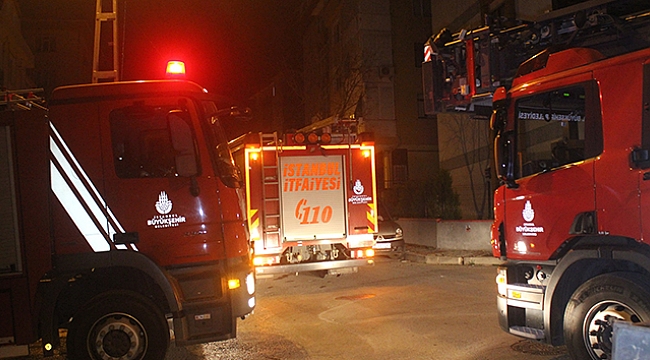Çatı yangını paniğe neden oldu