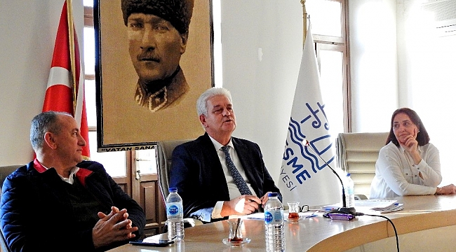 Çeşme Belediye Başkanı Dalgıç: "Bu bir bayrak yarışıdır"