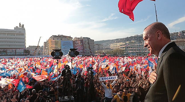 Cumhurbaşkanı Erdoğan: 'Bu ülkeyi birilerinin lütufu olarak değil çarpışa çarpışa, şehitler vererek kurduk'
