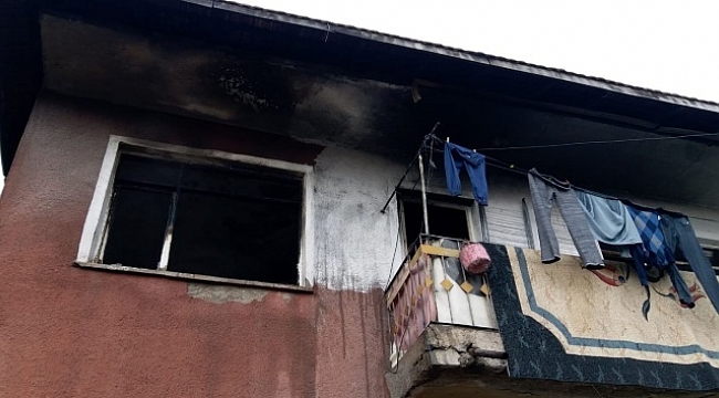 Evlerinde çıkan yangında ailesini kurtardı, kendisi yaralandı
