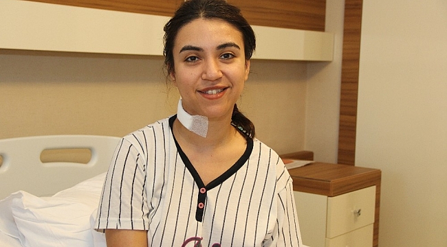 Genç doktorun akciğerinden 7 santimlik kitle çıktı