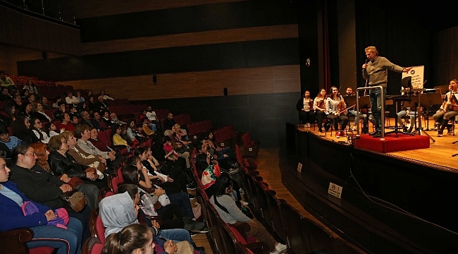 KODA, 'Kardelenler' için sahneye çıktı