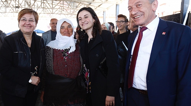 Pekdaş'tan Şaphane'ye çıkarma