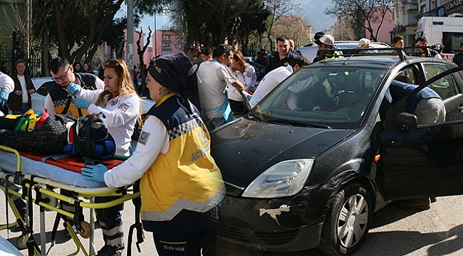 Polis memurunu darp etti, kaçarken kaza yaptı