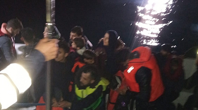 Sahil Güvenlik ekipleri mültecilere geçit vermedi