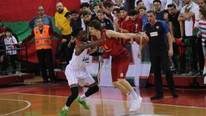 Tahincioğlu Basketbol Süper Ligi: Pınar Karşıyaka: 78 - Galatasaray Doğa Sigorta: 75
