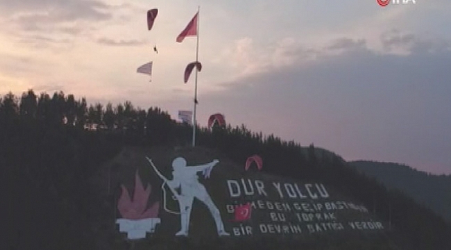 THK'den Çanakkale'de saygı uçuşu