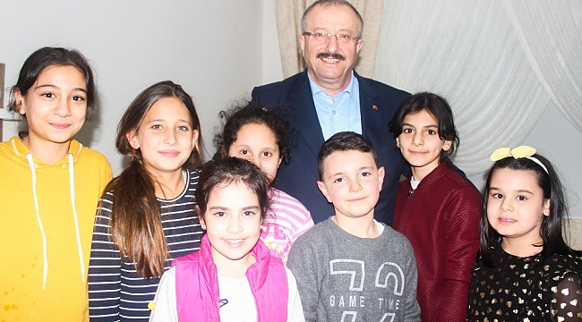 Yılmaz: "Cumhuriyet tarihinin en büyük eğitim atağını yapacağız"