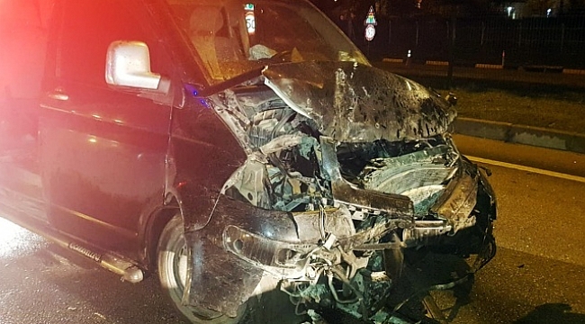 Zincirleme trafik kazası: 21 yaralı