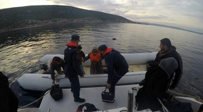 Çocuk Bayramı'nda 4'ü çocuk 30 düzensiz göçmen yakalandı