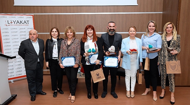 İş yaşamında erkekler kâra, kadınlar itibara önem veriyor