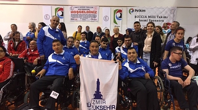İzmir Büyükşehir Belediyespor'da boccia sevinci