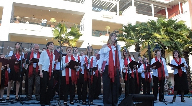 Anneler Günü&#039;ne konserli kutlama