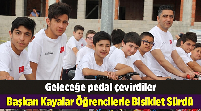 Başkan Kayalar Öğrencilerle Bisiklet Sürdü