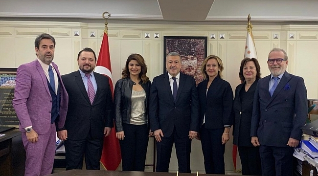 Gelinlikler şehit ailelerine bağışlandı