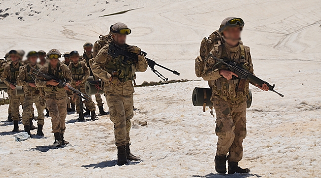 Mehmetçik Kato Dağı'nda destan yazıyor