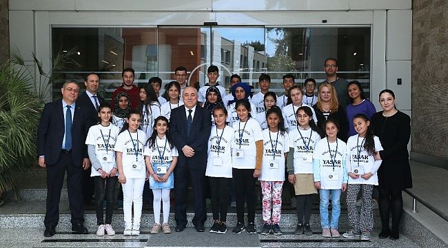 Minikler üniversiteli oldu