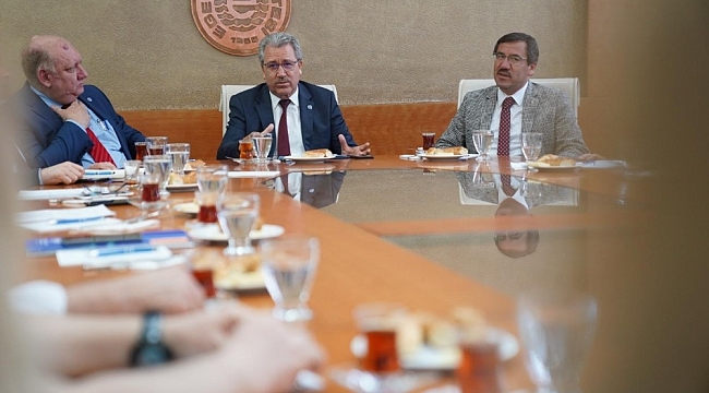 Su Ürünleri Dekanlar Konseyi toplantısı Ege'de yapıldı