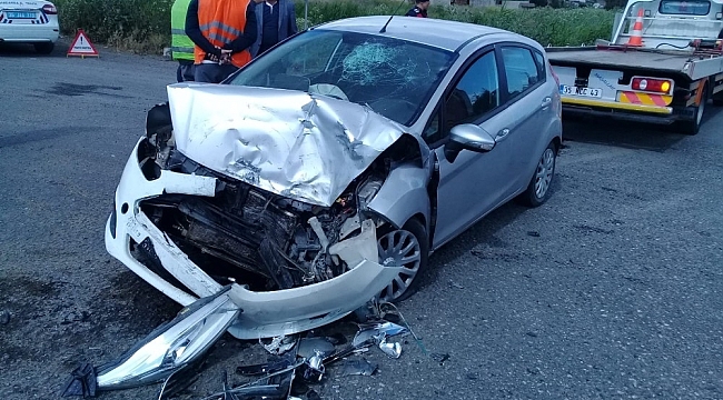 Tır ile otomobil çarpıştı: 1 yaralı