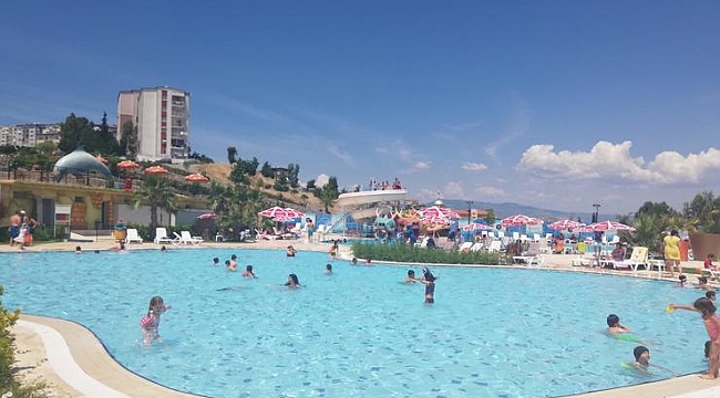 İzmirliler Aqua Yaşam’a yoğun ilgi gösterdi