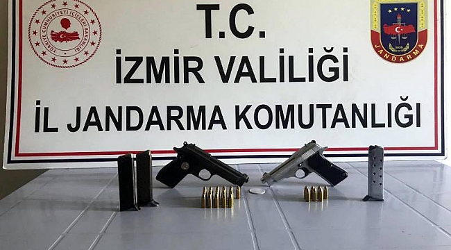2 ruhsatsız tabanca ele geçirildi