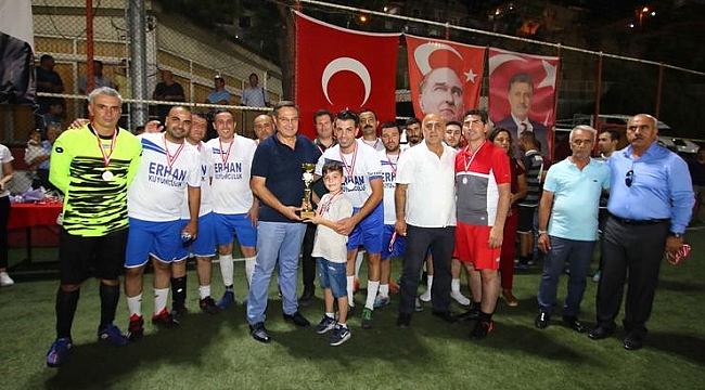 Bayraklı'da şampiyon belli oldu