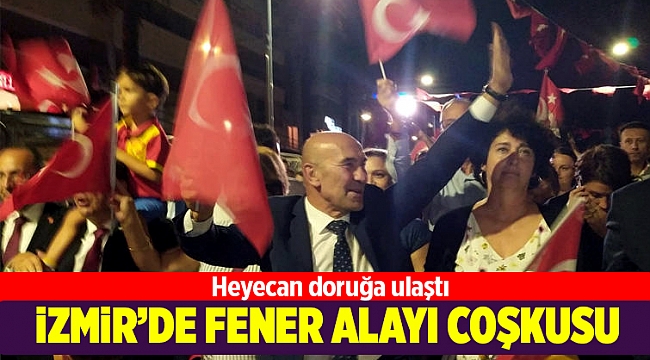 9 Eylül'e yakışır coşkulu fener alayı...