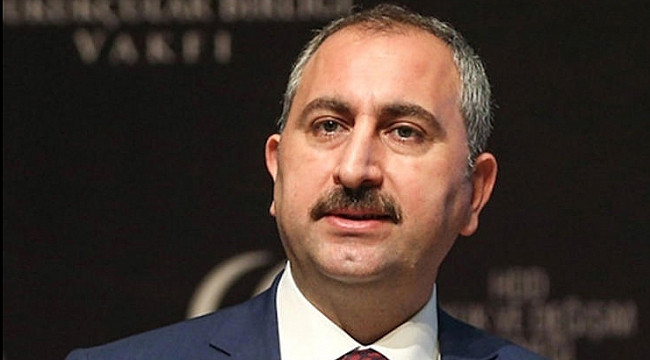 Adalet Bakanı Gül: &#039;Bir kadın kurtulacaksa anayasayı bile değiştiririz&#039;