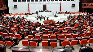 AK Parti ve CHP arasında 50+1 tartışması
