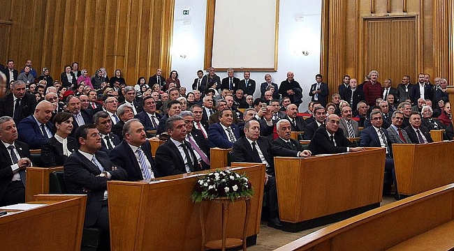 CHP'de vekiller belediye başkanlarından şikayetçi